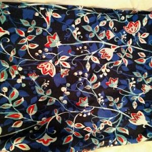 New lularoe tall and curvy flower leggings