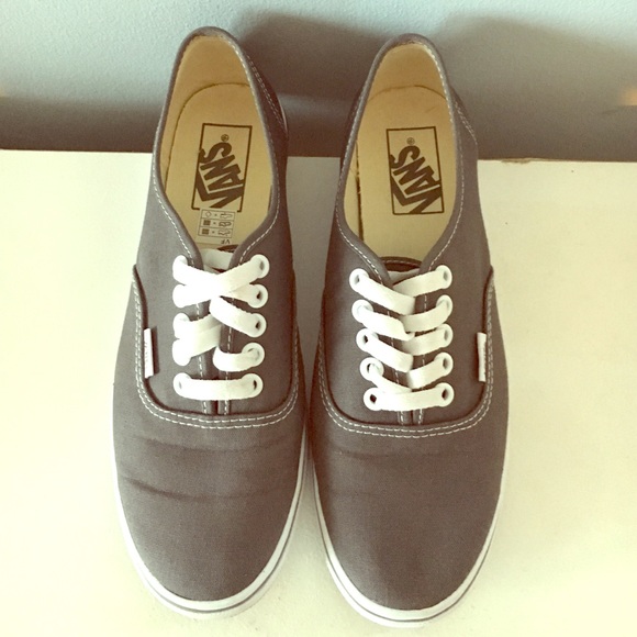 Grey vans authentic core classics