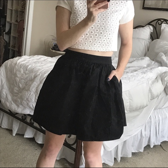Express Black Full Mini Skirt w/Pockets