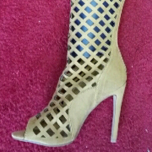 Fabulous over the knee boots - Picture 1 of 4