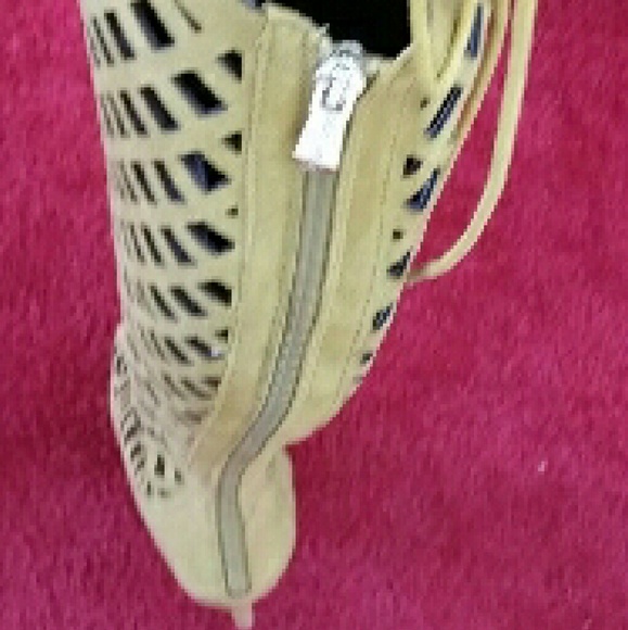 Fabulous over the knee boots - Picture 3 of 4