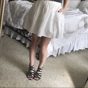 Express White Jacquard Full Mini Skirt w/Pockets