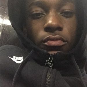 Meet your Posher, Claude