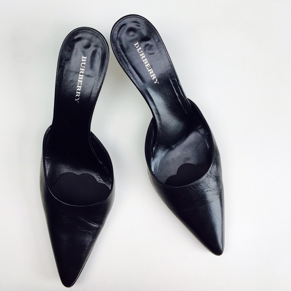 Burberry Shoes - Burberry Black Pointed Toe Mules