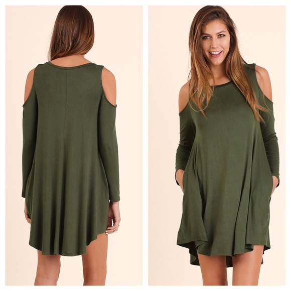 Cold Shoulder Dress - Picture 2 of 3