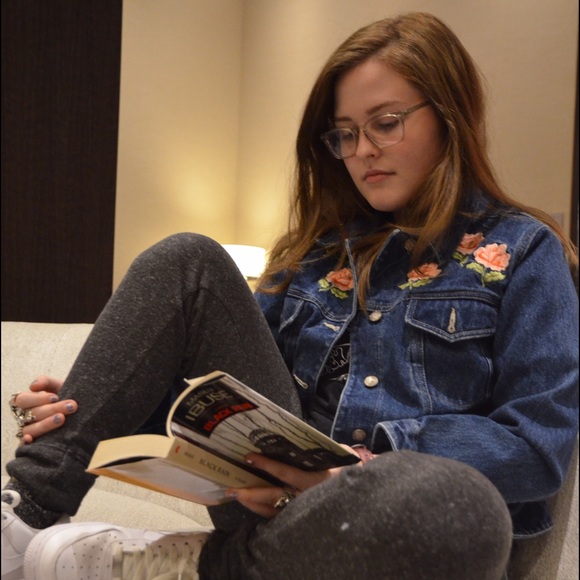 Vintage rose embroidered Jean jacket - Picture 1 of 4
