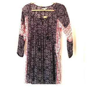 NWT bohemian style lace front 3/4 sleeve dress