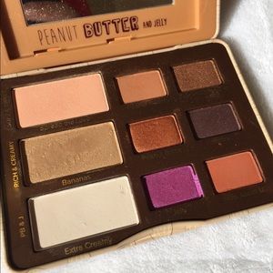 Too Faced Peanut Butter and Jelly Palette