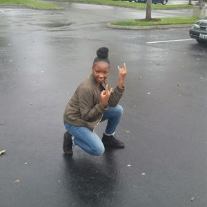 Meet your Posher, Kyra