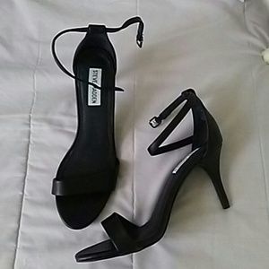 Steve Madden Sillly Black Heels