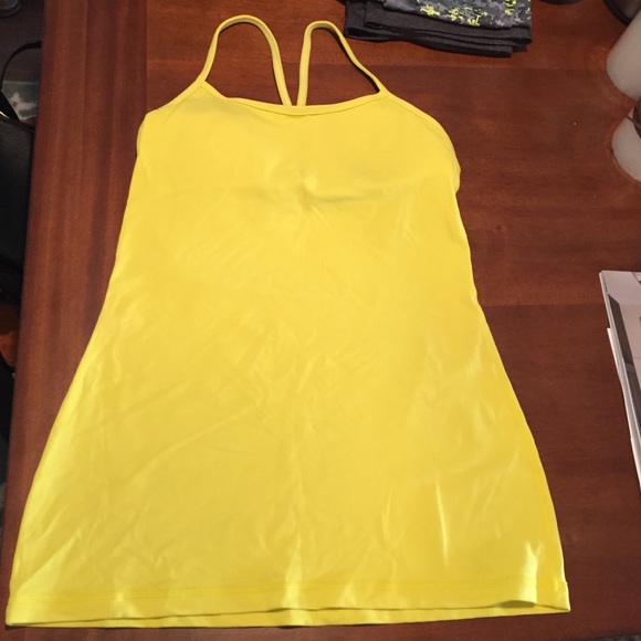 Lululemon yellow workout tank size 6