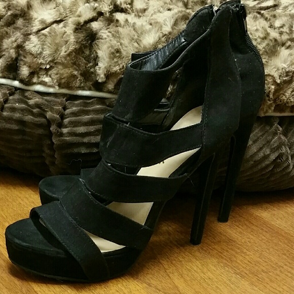 Candie's heels....SOLD!!!!!!