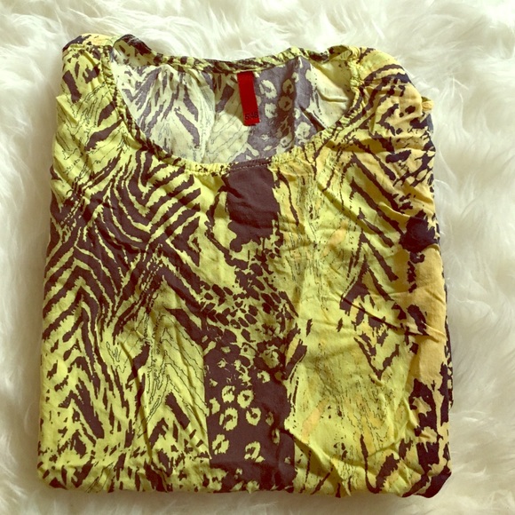 5|48 multi print shirt in size small