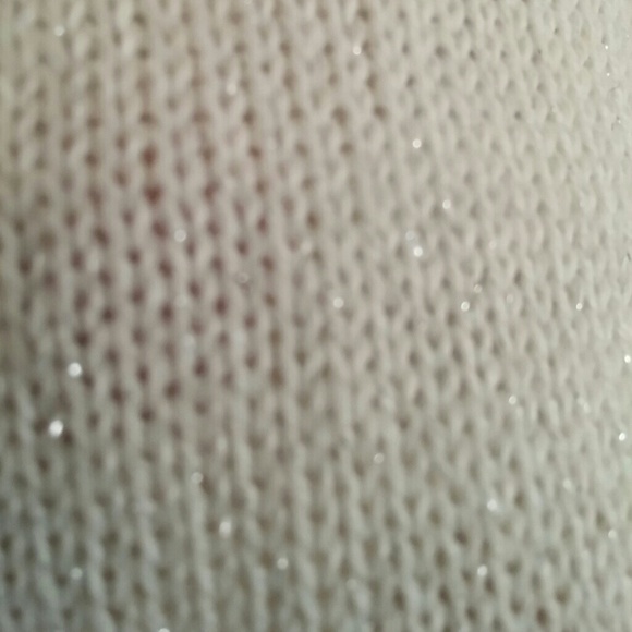 Tahari sweater, worn once - Picture 2 of 2