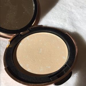 Josie Maran Argan Matchmaker Powder Foundation