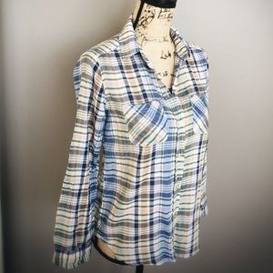 American Eagle Outfitters light shirt!