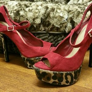 Jessica Simpson SOLD