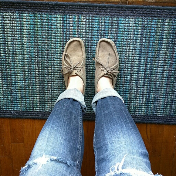 Clarks wallabees