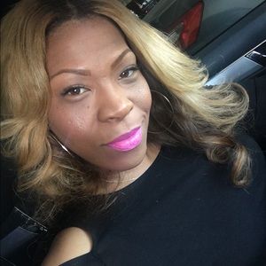 Meet your Posher, Armelia