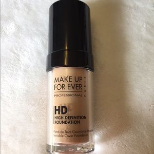 MUFE Original HD Foundation