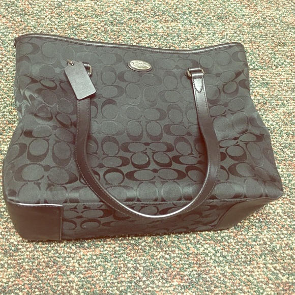 Black medium sized coach purse