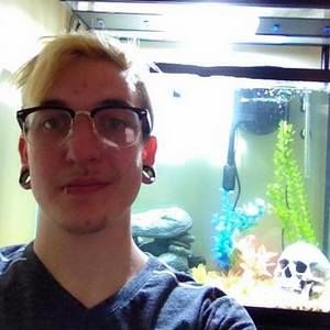 Meet your Posher, Nicholas