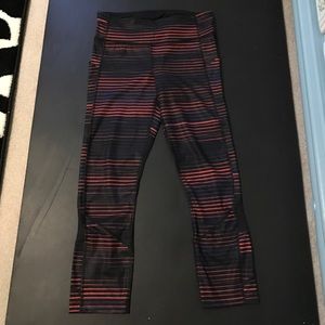 Lululemon pace rival crop