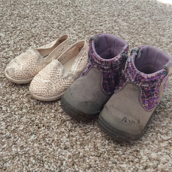 Girls size 5.5 and 5 (toddler) slip on and boots