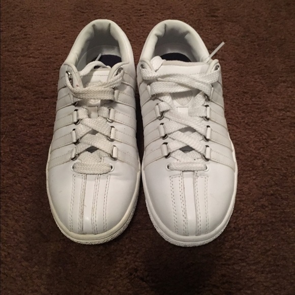 K Swiss white tennis shoes