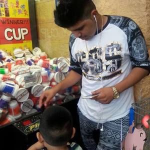 Meet your Posher, Enrique