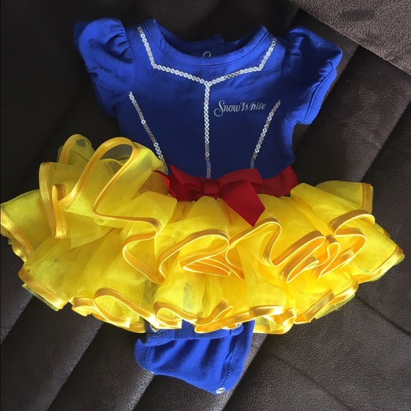 Snow White baby girl Halloween costume