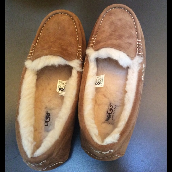 New Ugg Sheepskin Slippers