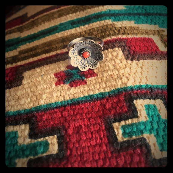 Sterling Silver Coral SKURing 13 - Picture 1 of 3