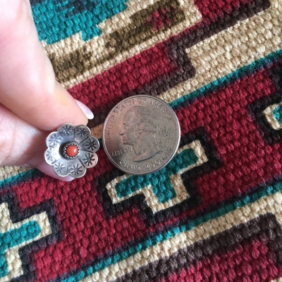 Sterling Silver Coral SKURing 13 - Picture 3 of 3