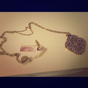 Jessica Simpson necklace