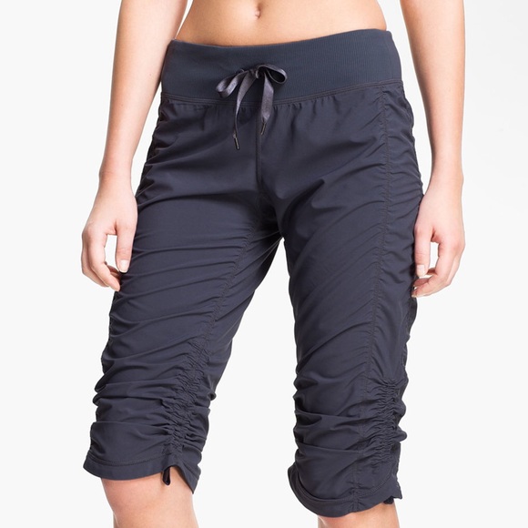 Reduced Zella Move It Capri