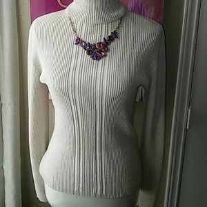 Liz Claiborne Sweater Size M