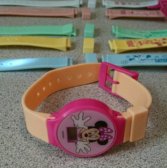 Disney Watch Set - Picture 2 of 2