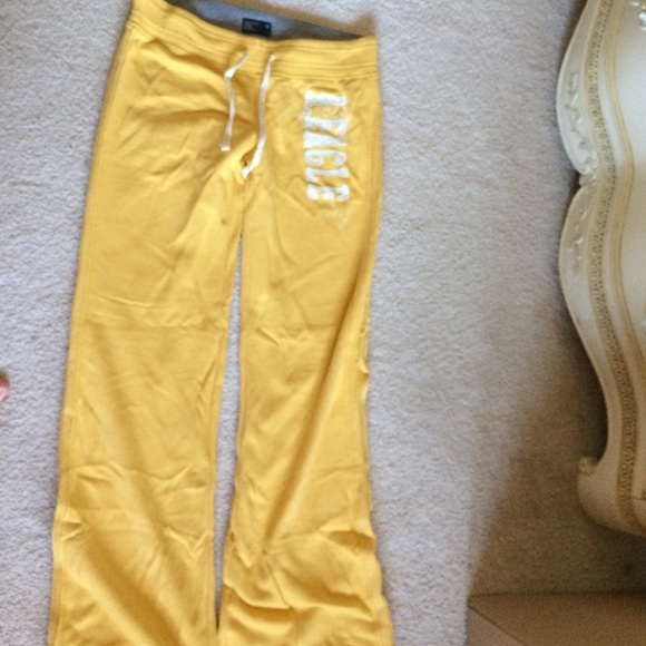 American eagle sweatpants
