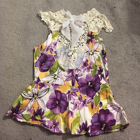 { E S T H E R B O U T I Q U E } - image 2