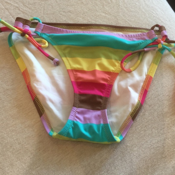 Victoria Secret bathing suit bottom Sz small
