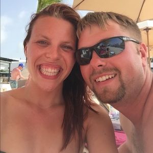 Meet your Posher, Angea