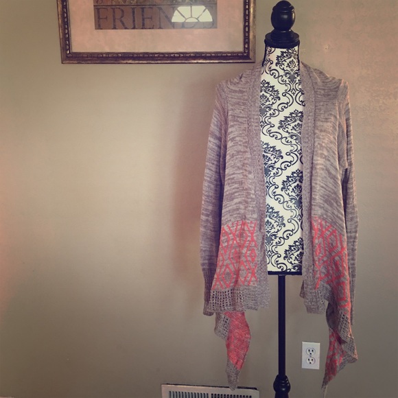 Cool and comfortable cardigan