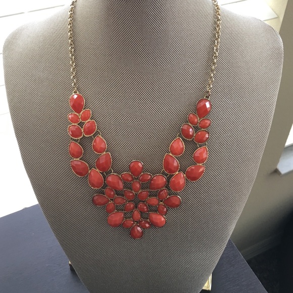 🌟NWOT🌟Red Statement Necklace