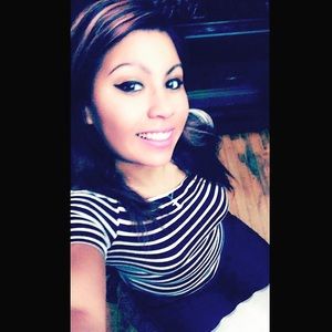 Meet your Posher, Adrianna