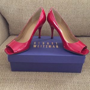 Stuart Weitzman 🍒 red patent peep toe pumps