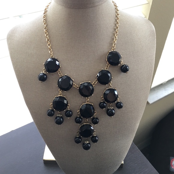 🌟NWOT🌟Black Bubble Statement Necklace