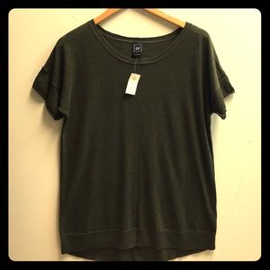 Gap sweater tee