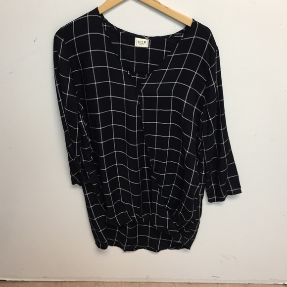 Black and white oversized blouse - Picture 2 of 3