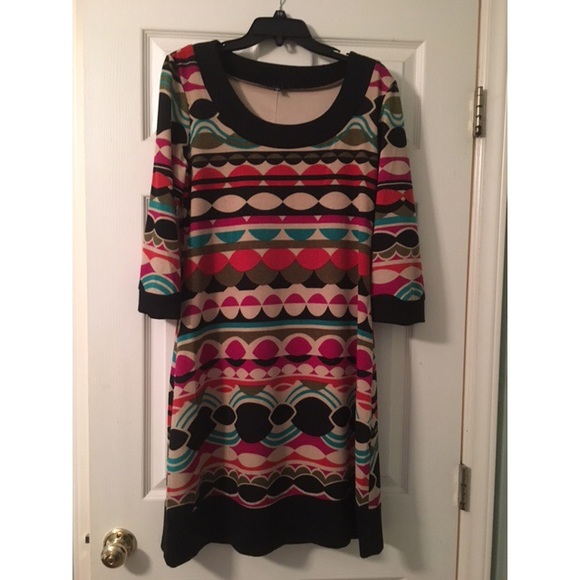 New! Size 10, fun pattern and colors